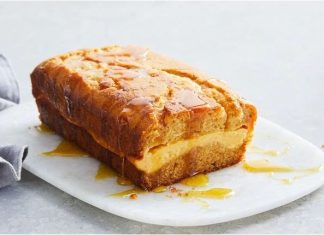 Σιροπιαστό Κέικ με κρέμα