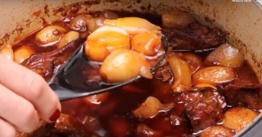 Κουνέλι στιφάδο από τα γιάννενα συνταγή