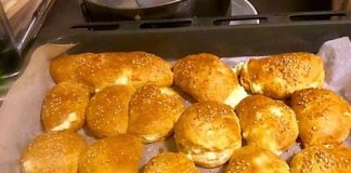 Τυροπιτάκια Κουρου