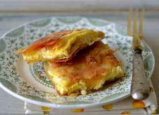 Τυρόπιτα με χειροποίητο Φύλλο