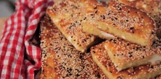 Η τεμπέλικη Τυρόπιτα – Easy cheese pie η τυρόπιτα της τεμπελας