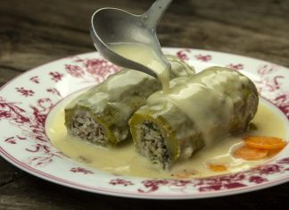 κολοκύθια με γέμιση τυριών και γαλοπούλας