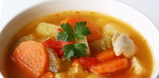 Κοτόπουλο με Λαχανικά Κοτόπουλο με λαχανικά