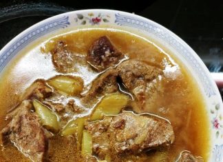 Κρέας μοσχαρίσιο με λεμόνι και πιπεριές