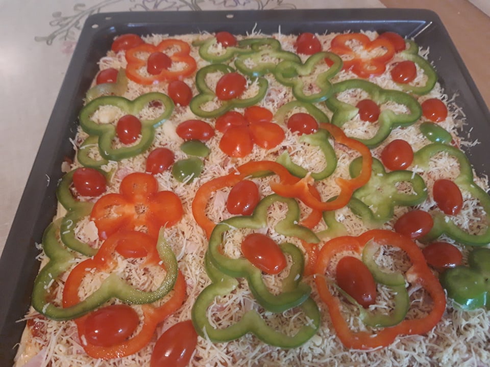 Υπέροχη Σπιτική Πίτσα