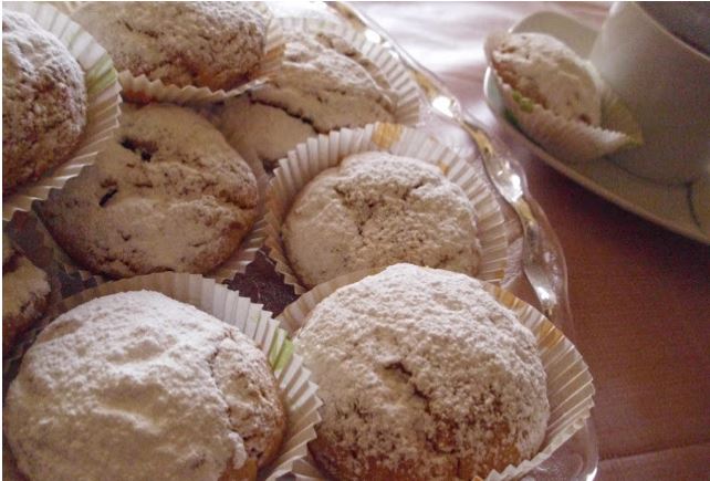 Γλυκομπουκίτσες με μαρμελάδα Γλυκομπουκίτσες με μαρμελάδα