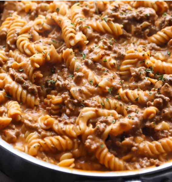 Ζυμαρικά με την πιο κρεμώδη σάλτσα Ζυμαρικά με την πιο κρεμώδη σάλτσα