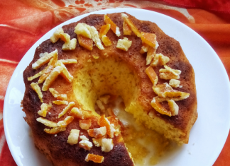 Κέικ πορτοκαλιού με συνταγή ανατολής