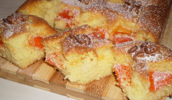 Κέικ με λουκούμι και καρύδια