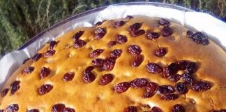 Κέικ με σταφίδες