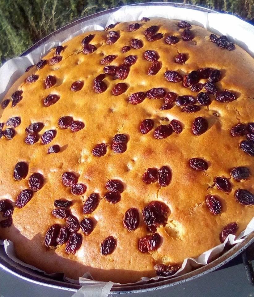 Κέικ με σταφίδες Κέικ με σταφίδες