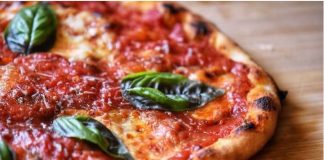 Πιτσα Μαργαρίτα φούρνου