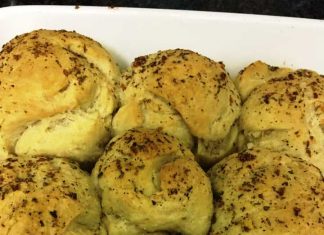 Σκορδόψωμα με φέτα