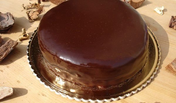 Σοκολατένιο ΚΕΙΚ Σοκολατένιο ΚΕΙΚ με καφέ