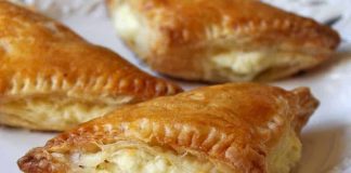 Τυροπιτάκια