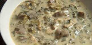 Μαγειρίτσα με μανιτάρια…τα έχει όλα Αχνιστή Μαγειρίτσα με μανιτάρια πλευρώτους και porcini σε βαθύ πιάτο, γαρνιρισμένη με φρέσκο άνηθο και πλούσιο, βελούδινο αυγολέμονο