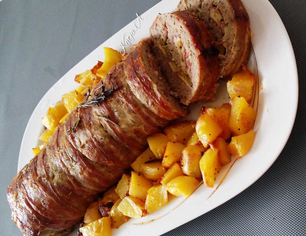 rolompeikon00 Ρολό κιμά σε μπέικον!