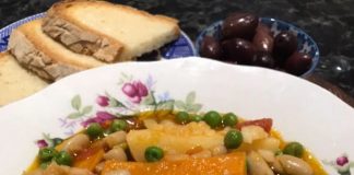 Αγγινάρες με λαχανικά