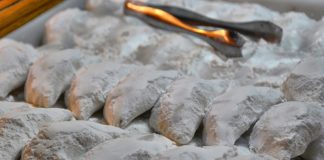 Αμυγδαλωτα Μονεμβασιάς