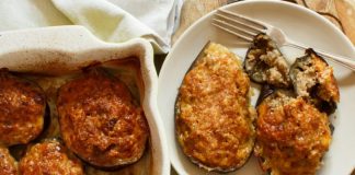 Γεμιστές μελιτζάνες με κιμά γαλοπούλας