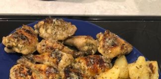 Κοτοπουλο με πατάτες λεμονάτες