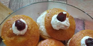 Γλυκό Μπαμπαs