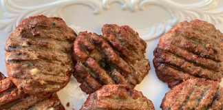 Μπιφτέκια με Φέτα