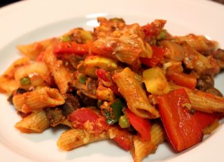 Πέννες στο Φούρνο με Λαχανικά Πέννες στο Φούρνο με Λαχανικά