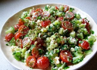 Σαλάτα Πικάντικη με Φέτα