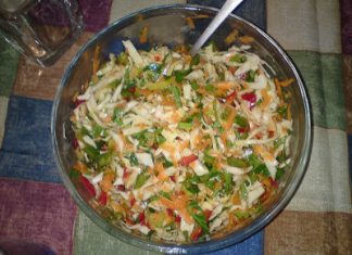 Σαλάτα ουγγαρέζα