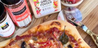 Σπιτική καρπαθια πίτσα