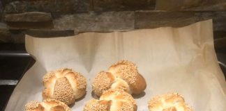 Ψωμάκια με σουσάμι