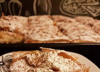 Πεντανόστιμη μπουγάτσα Αλεξάνδρειας μπουγατσα κρεμα