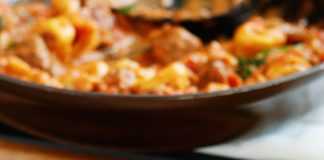 Τορτελινια με λουκάνικο