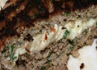 Μπιφτέκι ταψιού γεμιστό με φέτα