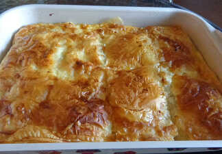 Τυρόπιτα-τσαλακωτή-πανεύκολη