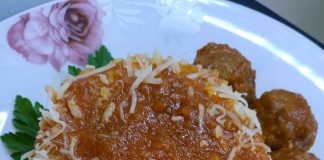 Κεφτεδάκια κοκκινιστά με ούζο