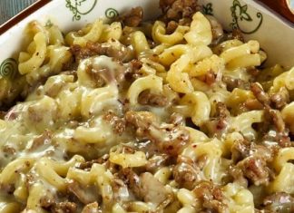 Κοφτό μακαρονάκι με τυρί και κιμά