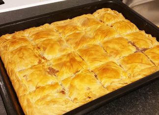 Μελιτζανόπιτα