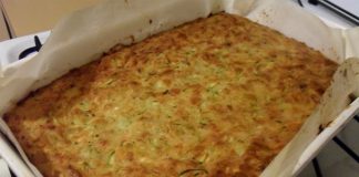 Πίτα με Κολοκυθάκια και μπέικον