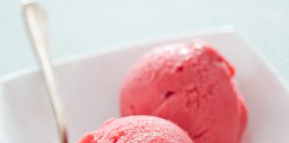 Παγωτό στο τσακ μπαμ