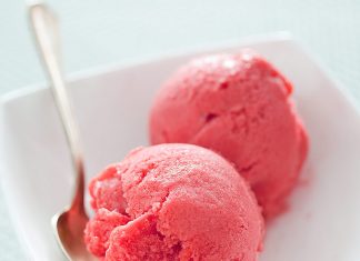 Παγωτό στο τσακ μπαμ