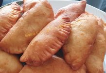 ΠΙΣΣΙΑ τα Ποντιακά Πιροσκί Πισσία (Ποντιακά Πιροσκί) τηγανητά, χρυσαφένια, σερβιρισμένα ζεστά σε πιατέλα.