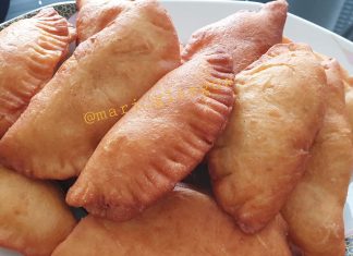 ΠΙΣΣΙΑ τα Ποντιακά Πιροσκί Πισσία (Ποντιακά Πιροσκί) τηγανητά, χρυσαφένια, σερβιρισμένα ζεστά σε πιατέλα.