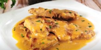 Φιλετάκια σε σάλτσα γιαουρτιού