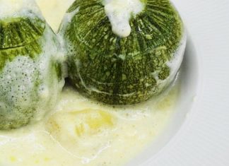 Κολοκυθάκια γεμιστά αυγολέμονο (video συνταγή) κολοκυθάκια αυγολέμονο