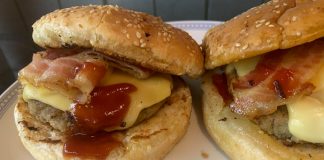 Σπιτικά Burger