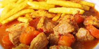 χοιρινο σε σαλτσα