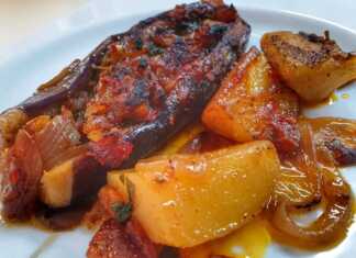 Ιμάμ Μπαϊλντί σαν αυτό που έφαγε ο Ιμάμης Ιμαμ Μπαιλντι Παραδοσιακό