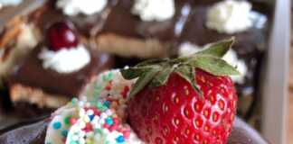 Τούρτα Ταψιού Καραμέλα